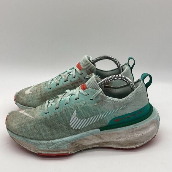 Womens 10 Nike ZoomX Invincible Run 3 DR2660-300 Green Running Shoes Sneakers - Picture 1 of 9